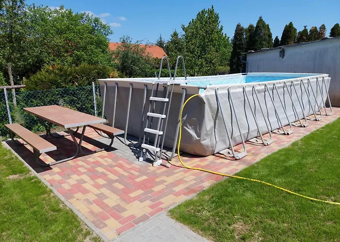 Holiday home Schoenes Mit Grossem Pool 1200 M Zum Balaton Balatonbereny