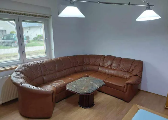 Holiday home Schoenes Mit Grossem Pool 1200 M Zum Balaton *